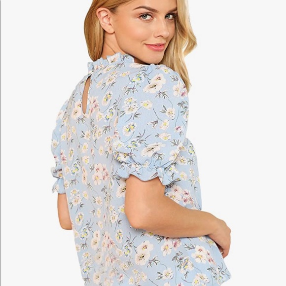Women's Floral Print Ruffle Puff Shirt - Picture 3 of 5
